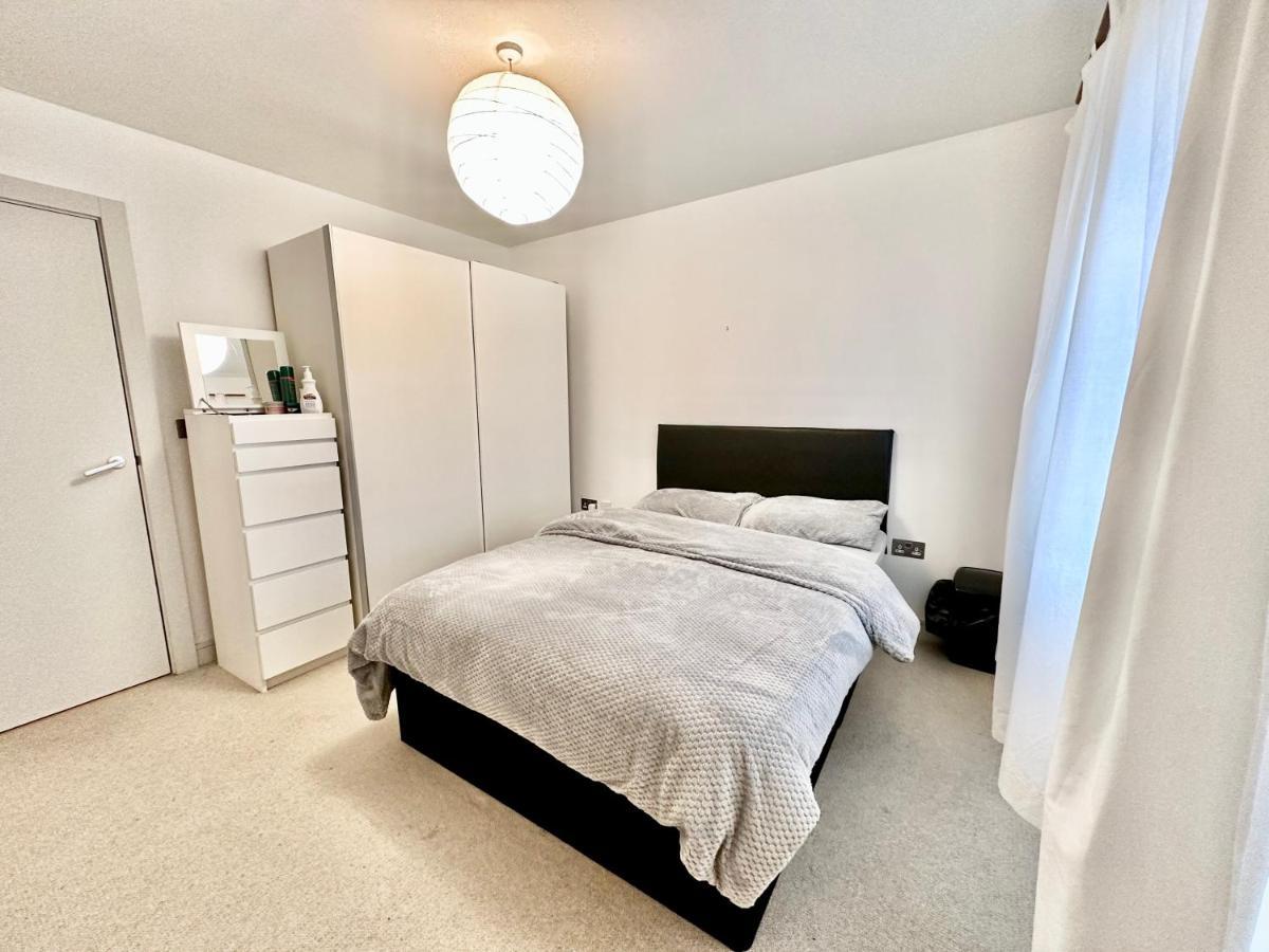 Cosy Canal View Apartment Cardiff Bay Zewnętrze zdjęcie